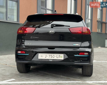 Черный Киа Niro, объемом двигателя 0 л и пробегом 132 тыс. км за 18699 $, фото 16 на Automoto.ua