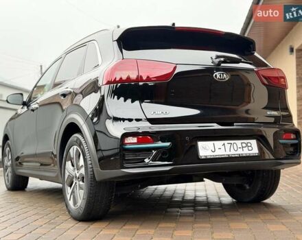 Чорний Кіа Niro, об'ємом двигуна 0 л та пробігом 89 тис. км за 20799 $, фото 12 на Automoto.ua