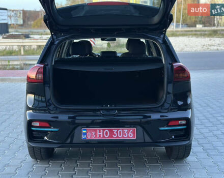 Чорний Кіа Niro, об'ємом двигуна 0 л та пробігом 98 тис. км за 19400 $, фото 47 на Automoto.ua