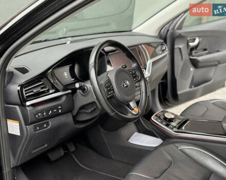 Черный Киа Niro, объемом двигателя 0 л и пробегом 132 тыс. км за 18699 $, фото 35 на Automoto.ua