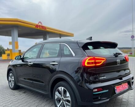 Черный Киа Niro, объемом двигателя 0 л и пробегом 106 тыс. км за 17900 $, фото 2 на Automoto.ua