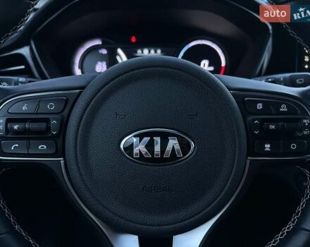 Чорний Кіа Niro, об'ємом двигуна 0 л та пробігом 35 тис. км за 24400 $, фото 48 на Automoto.ua