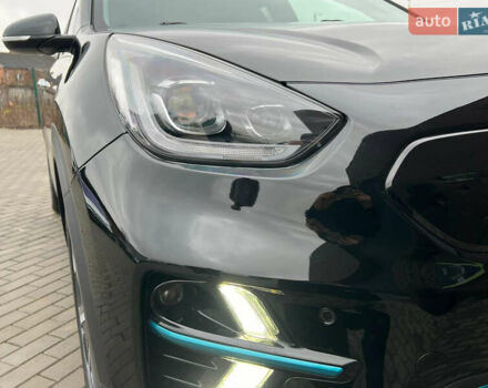 Черный Киа Niro, объемом двигателя 0 л и пробегом 140 тыс. км за 21500 $, фото 28 на Automoto.ua