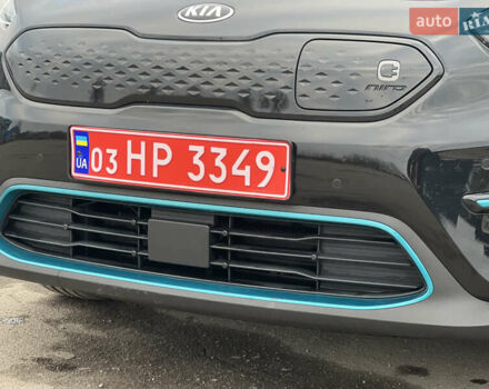 Чорний Кіа Niro, об'ємом двигуна 0 л та пробігом 140 тис. км за 17999 $, фото 20 на Automoto.ua