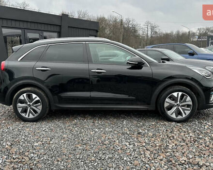Черный Киа Niro, объемом двигателя 0 л и пробегом 158 тыс. км за 17800 $, фото 6 на Automoto.ua