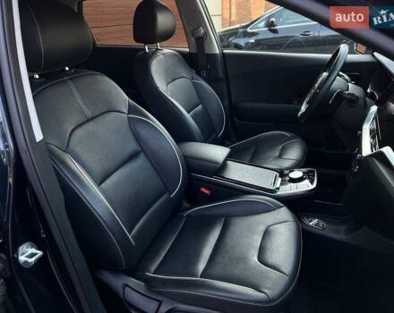Киа Niro 2020 в Виннице на Automoto.ua Черный Киа Niro, объемом двигателя 0 л и пробегом 110 тыс. км за 18880 $, фото 16 на Automoto.ua
