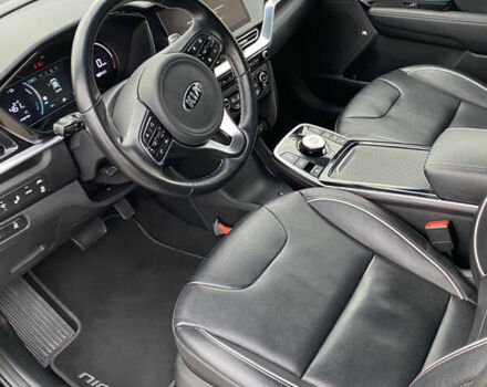 Киа Niro 2020 в Виннице на Automoto.ua Черный Киа Niro, объемом двигателя 0 л и пробегом 170 тыс. км за 18499 $, фото 11 на Automoto.ua