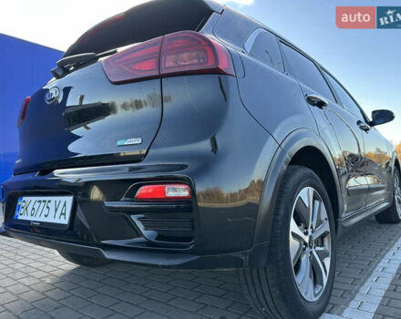 Чорний Кіа Niro, об'ємом двигуна 0 л та пробігом 144 тис. км за 19500 $, фото 14 на Automoto.ua