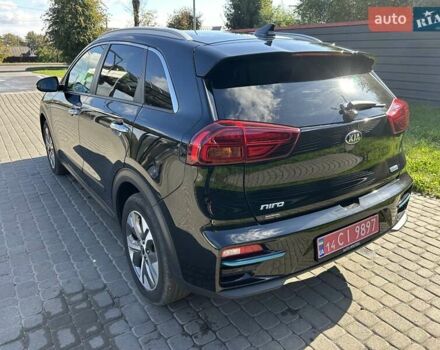Чорний Кіа Niro, об'ємом двигуна 0 л та пробігом 135 тис. км за 18800 $, фото 1 на Automoto.ua
