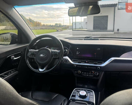 Киа Niro 2020 в Луцке на Automoto.ua Черный Киа Niro, объемом двигателя 0 л и пробегом 155 тыс. км за 19700 $, фото 20 на Automoto.ua