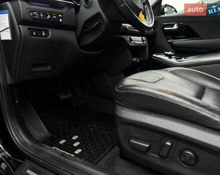 Черный Киа Niro, объемом двигателя 0 л и пробегом 159 тыс. км за 18950 $, фото 21 на Automoto.ua