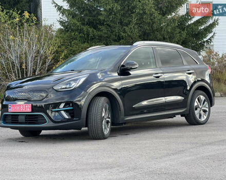 Киа Niro 2020 в Ровно на Automoto.ua Черный Киа Niro, объемом двигателя 0 л и пробегом 143 тыс. км за 18499 $, фото 3 на Automoto.ua