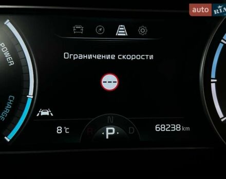 Чорний Кіа Niro, об'ємом двигуна 0 л та пробігом 68 тис. км за 24200 $, фото 52 на Automoto.ua