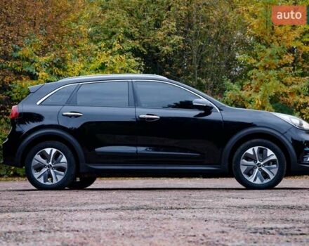 Киа Niro 2020 в Бердичеве на Automoto.ua Черный Киа Niro, объемом двигателя 0 л и пробегом 152 тыс. км за 16450 $, фото 10 на Automoto.ua