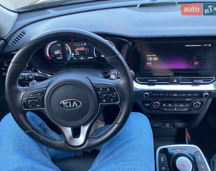 Черный Киа Niro, объемом двигателя 0 л и пробегом 152 тыс. км за 19200 $, фото 33 на Automoto.ua