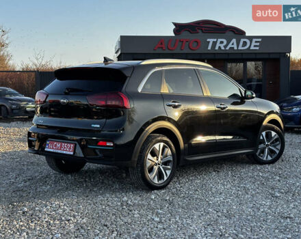 Черный Киа Niro, объемом двигателя 0 л и пробегом 112 тыс. км за 19999 $, фото 13 на Automoto.ua