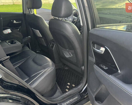 Киа Niro 2020 в Луцке на Automoto.ua Черный Киа Niro, объемом двигателя 0 л и пробегом 155 тыс. км за 19700 $, фото 12 на Automoto.ua