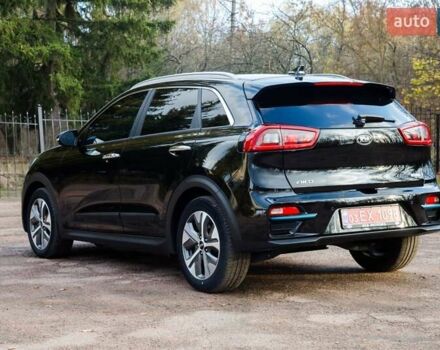 Черный Киа Niro, объемом двигателя 0 л и пробегом 110 тыс. км за 17450 $, фото 10 на Automoto.ua
