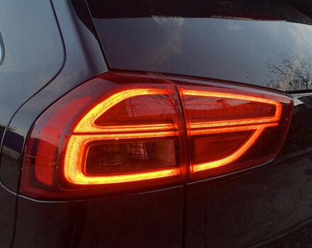 Черный Киа Niro, объемом двигателя 0 л и пробегом 110 тыс. км за 19250 $, фото 15 на Automoto.ua