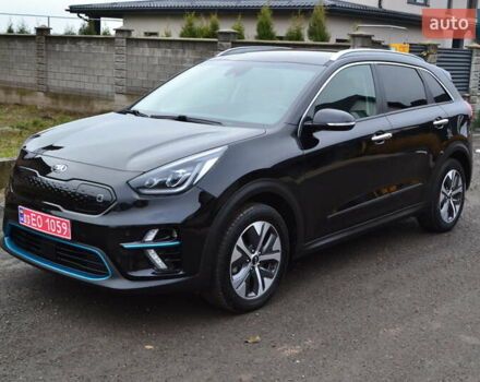Чорний Кіа Niro, об'ємом двигуна 0 л та пробігом 169 тис. км за 18450 $, фото 2 на Automoto.ua
