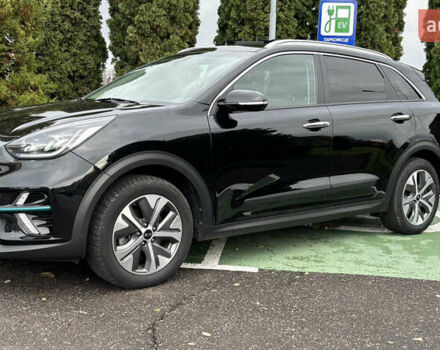 Чорний Кіа Niro, об'ємом двигуна 0 л та пробігом 110 тис. км за 19500 $, фото 31 на Automoto.ua