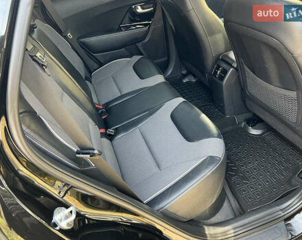 Черный Киа Niro, объемом двигателя 0 л и пробегом 112 тыс. км за 19500 $, фото 7 на Automoto.ua