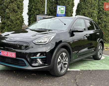 Чорний Кіа Niro, об'ємом двигуна 0 л та пробігом 110 тис. км за 19500 $, фото 30 на Automoto.ua