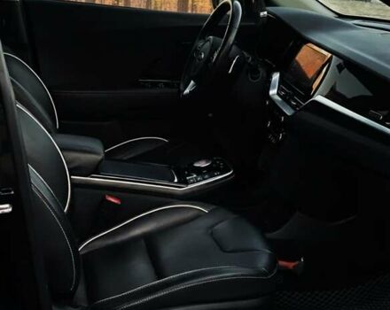 Чорний Кіа Niro, об'ємом двигуна 0 л та пробігом 112 тис. км за 19850 $, фото 25 на Automoto.ua