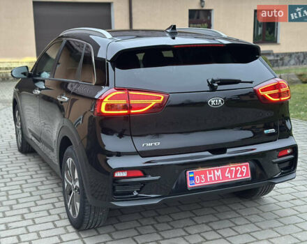 Черный Киа Niro, объемом двигателя 0 л и пробегом 135 тыс. км за 18650 $, фото 2 на Automoto.ua