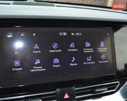 Чорний Кіа Niro, об'ємом двигуна 0 л та пробігом 169 тис. км за 18450 $, фото 59 на Automoto.ua