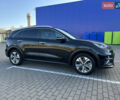 Чорний Кіа Niro, об'ємом двигуна 0 л та пробігом 144 тис. км за 19500 $, фото 8 на Automoto.ua