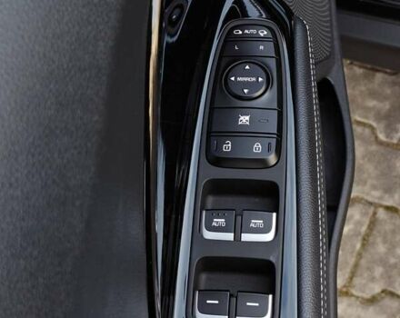 Черный Киа Niro, объемом двигателя 0 л и пробегом 115 тыс. км за 19999 $, фото 48 на Automoto.ua