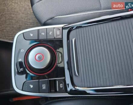 Чорний Кіа Niro, об'ємом двигуна 0 л та пробігом 46 тис. км за 17000 $, фото 47 на Automoto.ua