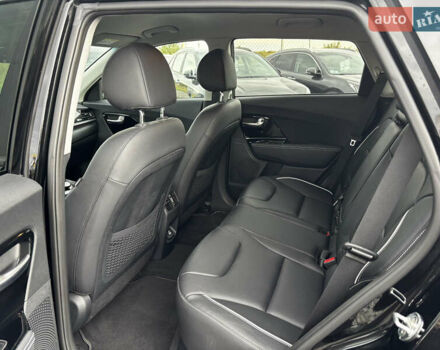 Черный Киа Niro, объемом двигателя 0 л и пробегом 45 тыс. км за 23300 $, фото 34 на Automoto.ua