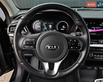 Черный Киа Niro, объемом двигателя 0 л и пробегом 115 тыс. км за 19999 $, фото 32 на Automoto.ua