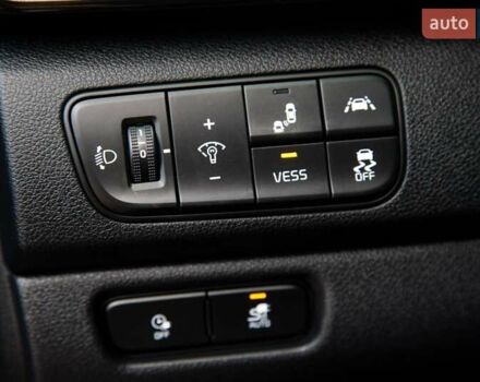 Черный Киа Niro, объемом двигателя 0 л и пробегом 110 тыс. км за 17450 $, фото 51 на Automoto.ua