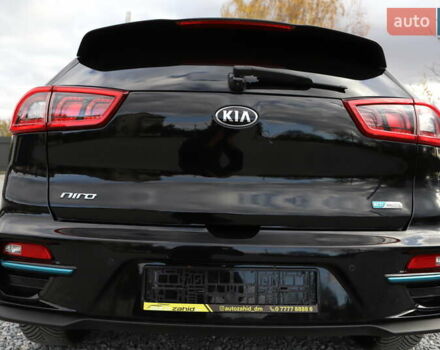 Чорний Кіа Niro, об'ємом двигуна 0 л та пробігом 29 тис. км за 20999 $, фото 31 на Automoto.ua