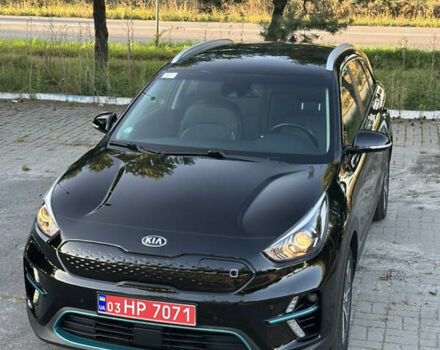 Черный Киа Niro, объемом двигателя 0 л и пробегом 112 тыс. км за 18750 $, фото 17 на Automoto.ua