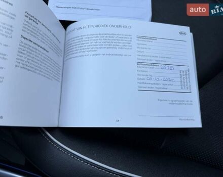 Чорний Кіа Niro, об'ємом двигуна 0 л та пробігом 69 тис. км за 21500 $, фото 47 на Automoto.ua