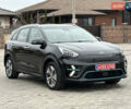 Чорний Кіа Niro, об'ємом двигуна 0 л та пробігом 130 тис. км за 18300 $, фото 3 на Automoto.ua