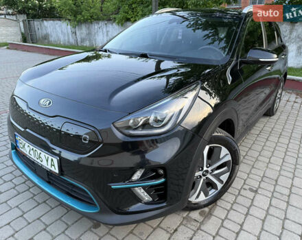 Черный Киа Niro, объемом двигателя 0 л и пробегом 135 тыс. км за 17999 $, фото 12 на Automoto.ua