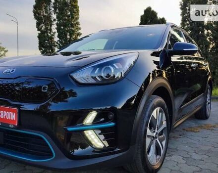 Чорний Кіа Niro, об'ємом двигуна 0 л та пробігом 83 тис. км за 19799 $, фото 1 на Automoto.ua