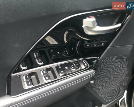 Киа Niro 2020 в Киеве на Automoto.ua Черный Киа Niro, объемом двигателя 0 л и пробегом 67 тыс. км за 21999 $, фото 22 на Automoto.ua