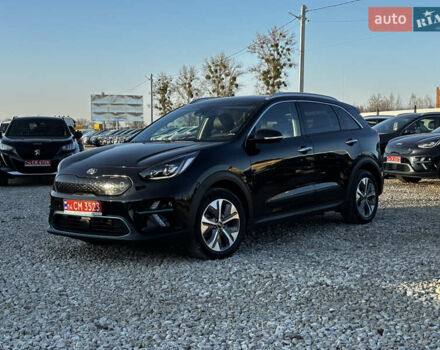 Черный Киа Niro, объемом двигателя 0 л и пробегом 112 тыс. км за 19999 $, фото 3 на Automoto.ua