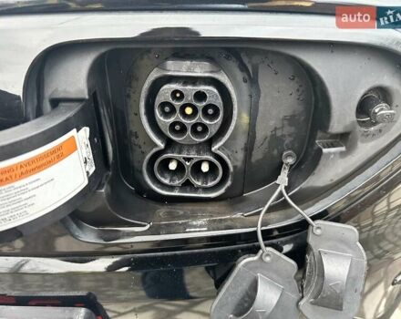 Чорний Кіа Niro, об'ємом двигуна 0 л та пробігом 104 тис. км за 20923 $, фото 24 на Automoto.ua