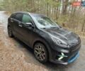 Киа Niro 2020 в Шепетовке на Automoto.ua Черный Киа Niro, объемом двигателя 0 л и пробегом 148 тыс. км за 18000 $, фото 5 на Automoto.ua