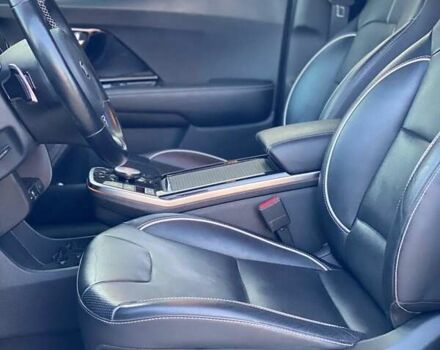 Черный Киа Niro, объемом двигателя 0 л и пробегом 112 тыс. км за 18999 $, фото 13 на Automoto.ua