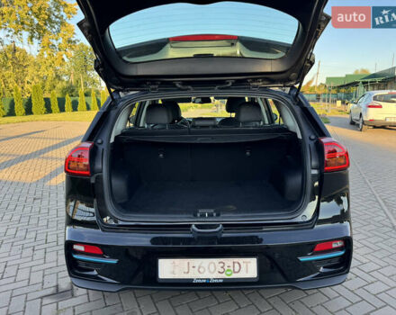 Чорний Кіа Niro, об'ємом двигуна 0 л та пробігом 91 тис. км за 18800 $, фото 14 на Automoto.ua