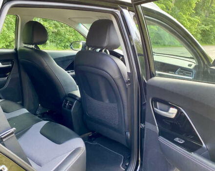 Черный Киа Niro, объемом двигателя 0 л и пробегом 93 тыс. км за 19500 $, фото 10 на Automoto.ua