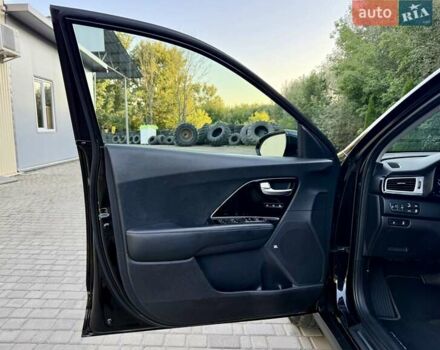 Киа Niro 2020 в Бердичеве на Automoto.ua Черный Киа Niro, объемом двигателя 0 л и пробегом 128 тыс. км за 16700 $, фото 38 на Automoto.ua